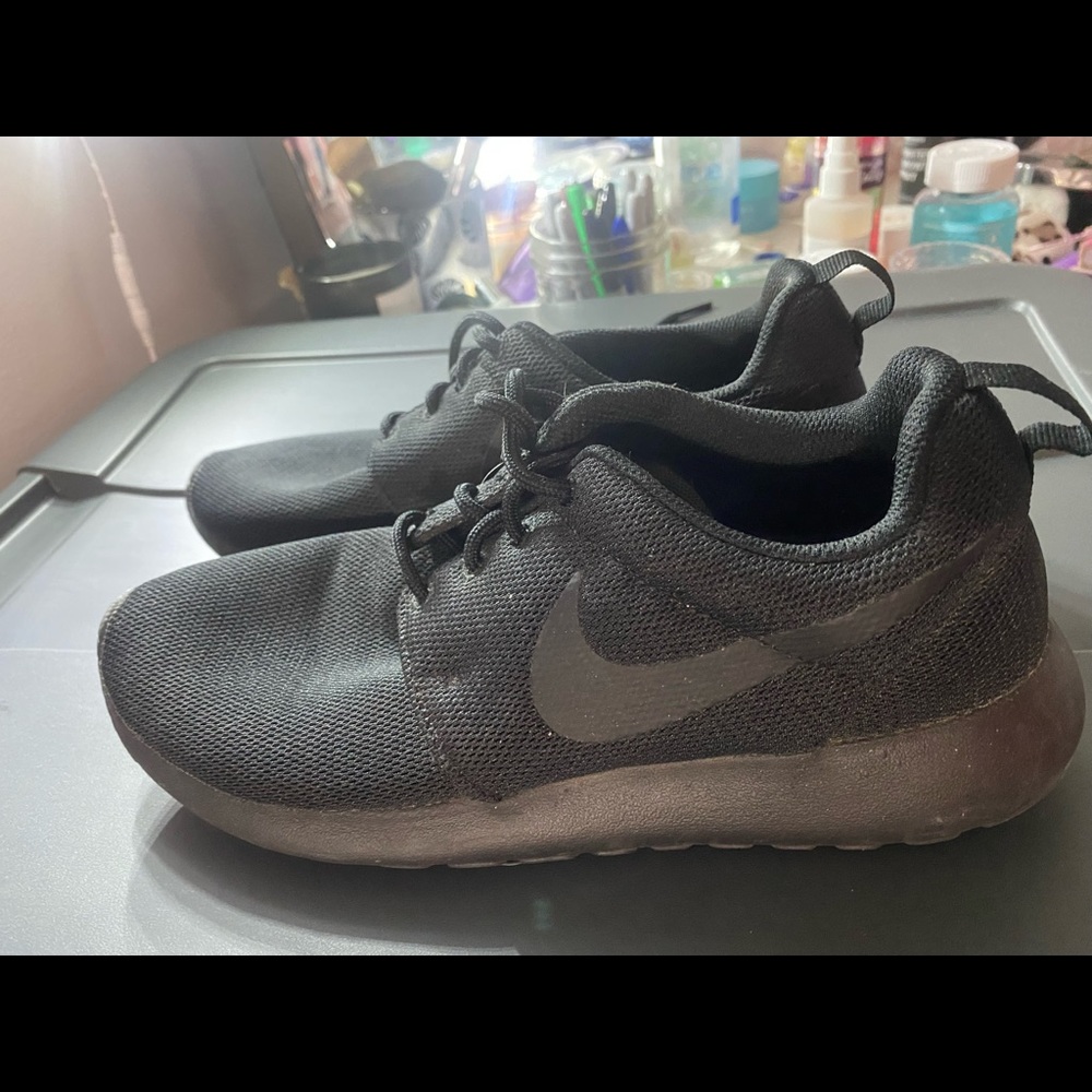 nike roshes